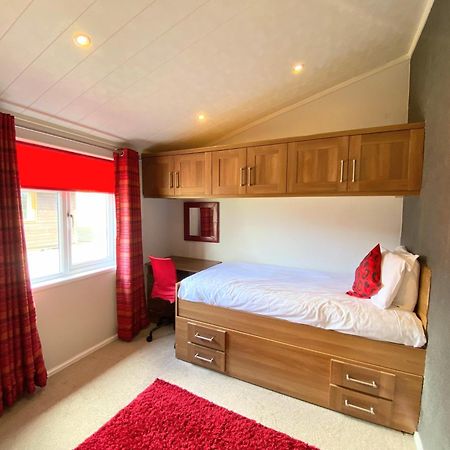 Benarty 11 With Private Hot Tub - Fife - Loch Leven - Lomond Hills - Pet Friendly Villa Kelty Eksteriør billede