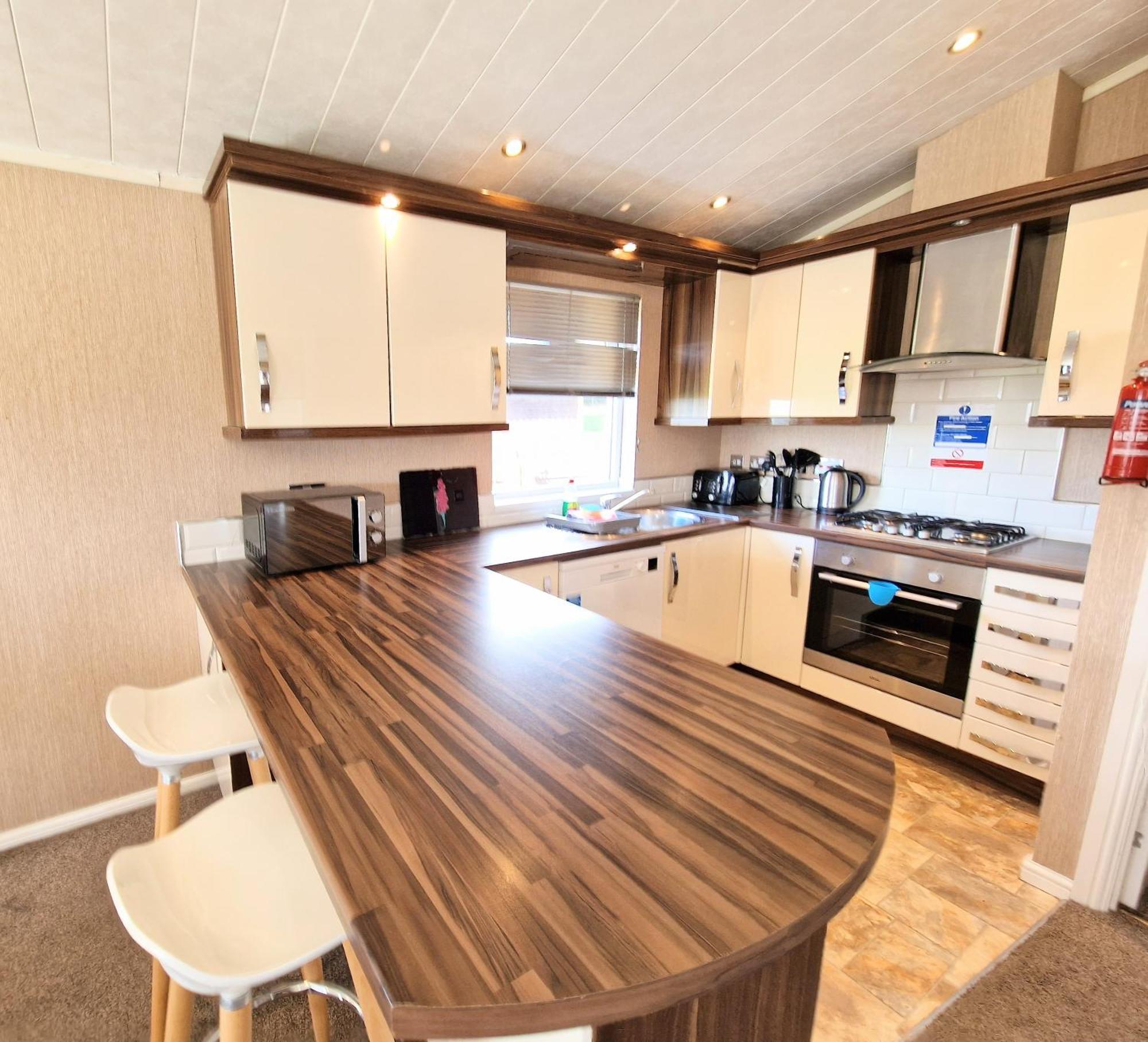 Benarty 11 With Private Hot Tub - Fife - Loch Leven - Lomond Hills - Pet Friendly Villa Kelty Eksteriør billede